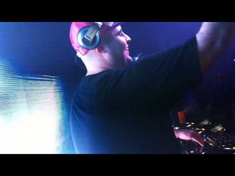 Edu Bianchi B2B Luiz Metz @ WakenParty - Estação Bangalo abr2014