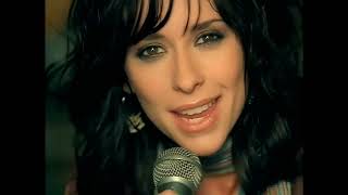 Jennifer Love Hewitt - Barenaked