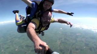 preview picture of video 'First Tandem Skydive'