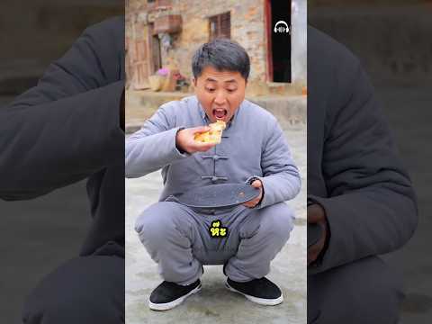 มีของกิน หล่นมาให้เขากินฟรี