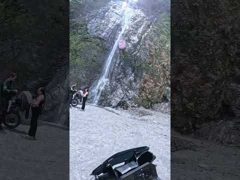 Cascada la 70 Represa de Chivor video completo #moto #motovlog #colombia #motorcycle #viajes 