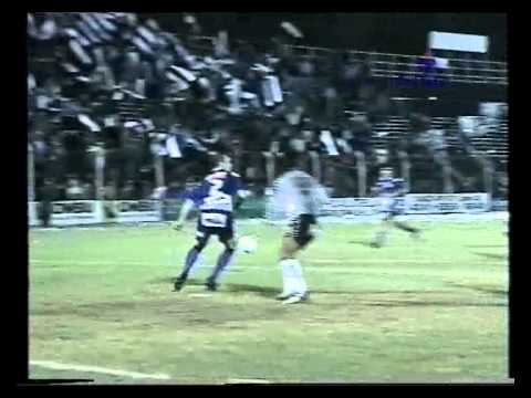 El porvenir 0   Godoy Cruz 1 20 5 2004