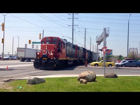 CN L559 crossing Bramalea road on the Torbram industrial lead NB in June 2014