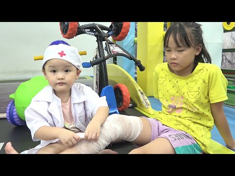 Kids doctor pretend play and healthcare for family at indoor playground Nursery rhymes song babies 1 Video