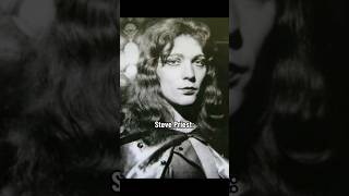Steve Priest Was Such An Icon #stevepriest #thesweet #glamrock #bassplayer #rockstar #bassist #fyp