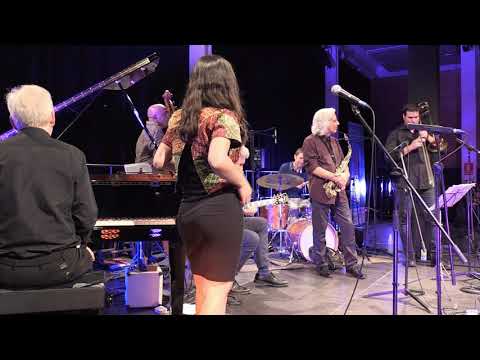 10 años Andrea Motis Joan Chamorro Quinteto. I had a write a song  for you