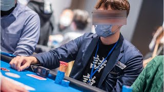 ブルブルマシンに乗りながら夜間警備する人