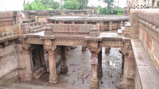 preview picture of video 'Adalaj step well (Gujarat - India)'