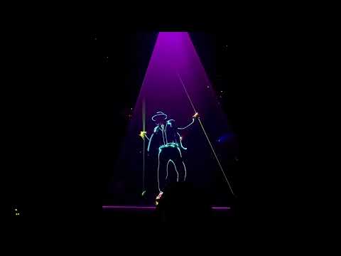 Performer Does Incredible Laser Light Performance
