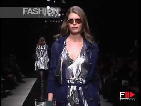 "Burberry" Autumn Winter 2004 2005 Milan 3 of 3 Pret a Porter by FashionChannel