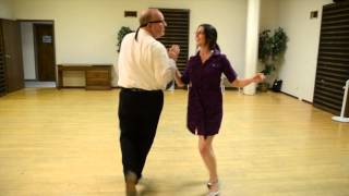 Dancing to It Don't Mean a Thing - Lionel Hampton