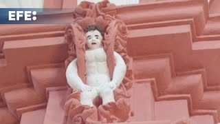 天使像の塗り替えに失敗した教会の一時閉鎖が決定 - GIGAZINE