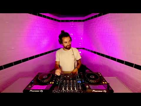 HYPIJUMP / 148 BPM - 088 BASS STATION