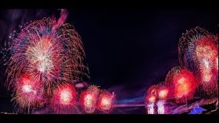 FNN: Independence Day Celebrations, NYPD Rescues Woman from Statue of Liberty