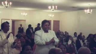 Como Mamas - "Trouble In My Way"