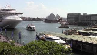 Cruise Ships in Sydney - Emerald Princess