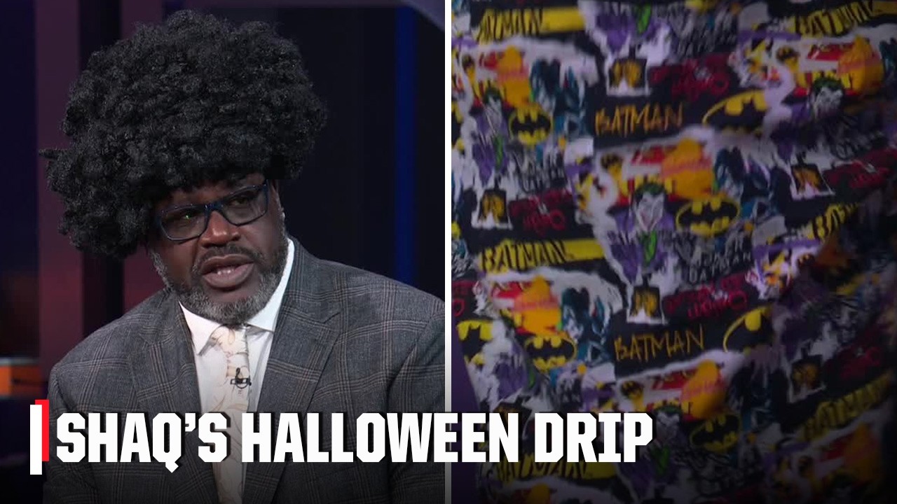 Shaquille O'Neal shows off his Halloween 'drip' to kick off the night 🤣 | Inside the NBA