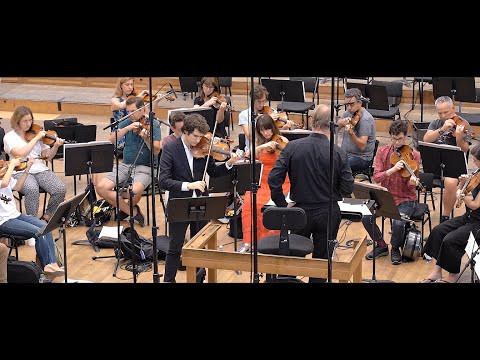 Violinist Virgil Boutellis-Taft performs ‘Yumeji’s Theme’ from In the Mood for Love | Video | The Strad