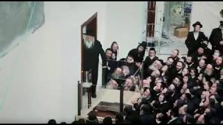 First Night of Chanukah by Gerrer Rebbe | לילה ראשון של חנוכה מאת האדמו"ר מגור