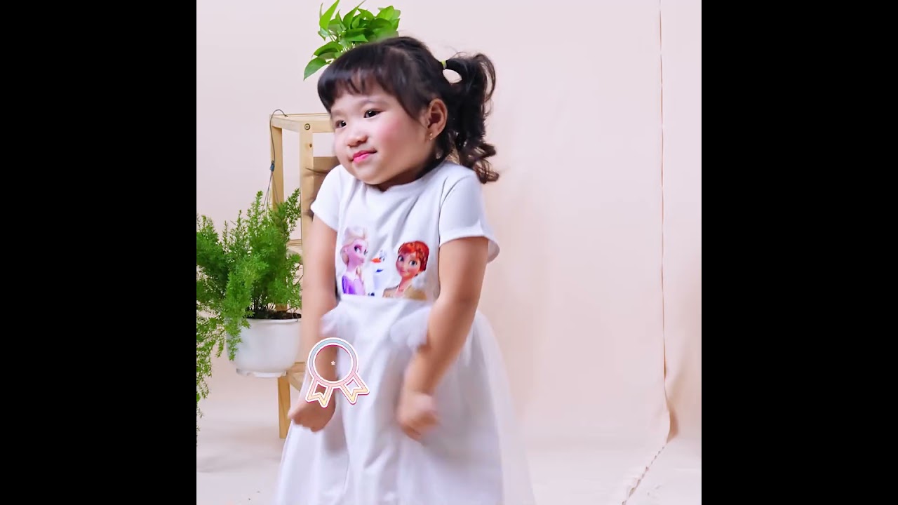 Váy bé gái đính nơ Elsa Anna