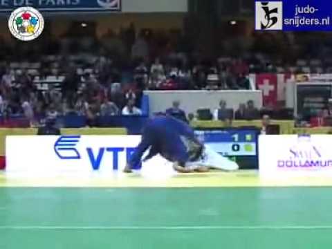 Judo 2009 Paris: Clara (ARG) - Bocan (MDA) [-73kg].