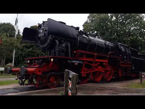 Stoomlocomotief 23071 van de VSM in Eerbeek en Beekbergen