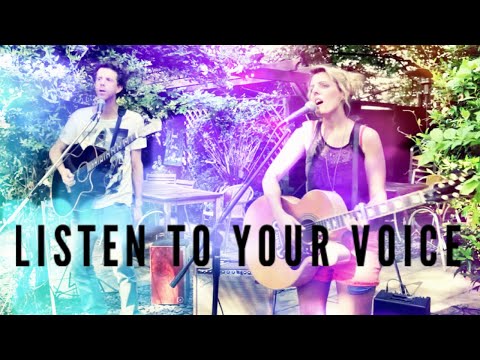 Ellie Lawson:  'Listen to your Voice'   (live at Grand Union, wandsworth)