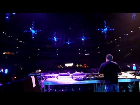 Dave202-Mayday 2009 Massive Moments