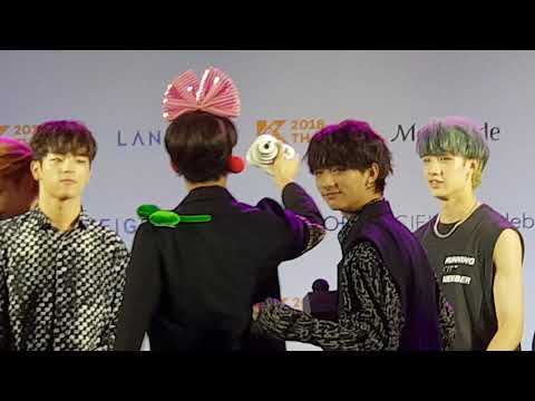 [KCON 2018 THAILAND] Stray Kids - M&G (They are so cute)
