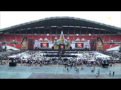 Korean Music Wave Concert in Bangkok 2011 Live 1/12