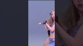 Download lagu Nayeon POP dance practice #nayeon #once #twice mp3