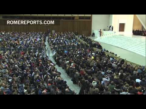 Benedicto explica qué afirmarmos al decir ´Padre Todopoderoso´