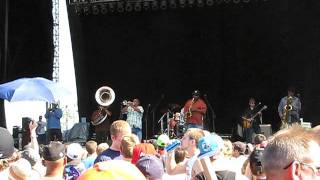 Dirty Dozen Brass Band - Hey Pocky A-Way/Dancin' in the Streets @ Dave Matthews Band Caravan 2011
