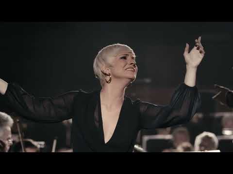 OJOS VERDES por PASIÓN VEGA.