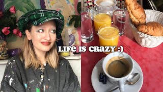 Artist Living in Paris diaries - big changes, Christmas parties, painting & music!