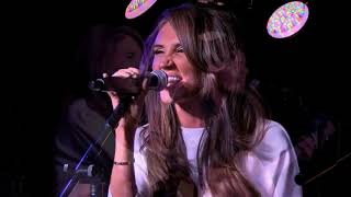 Newcomer of the Year Megan McKenna at the Boisdale Music Awards 2017