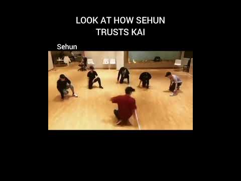 Sehun didn't even flinch 🤩