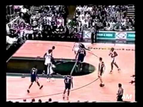 Kobe Bryant (12 pts) vs Philadelphia 76ers 11.26.96