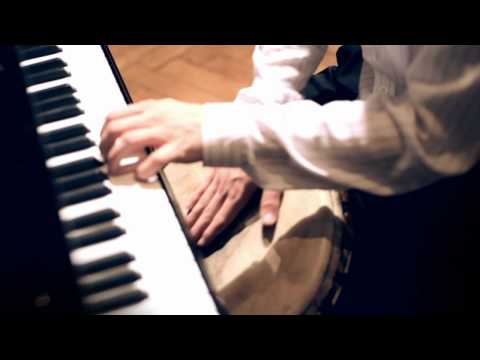 Simon Bächinger - Djembe & Piano Improvisation