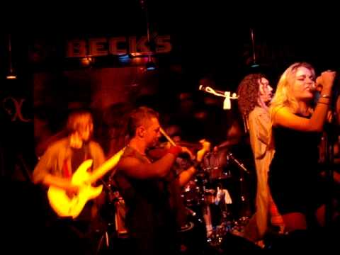 Xamavar - Kisses to a Pest (Live)