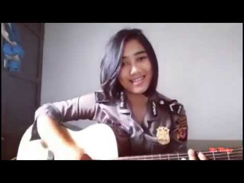 Polwan Cantik Adilla Nyanyi Lagu "GISEL - Cara Lupakanmu"