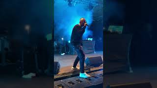 Gue Pequeno - “Come se fosse normale” + Gue ft. Vale Lambo “Un altro giorno, un altro euro”