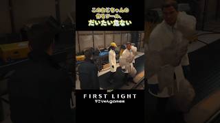笑顔で危険物を紹介するMI6のおじちゃん【007 First Light】
