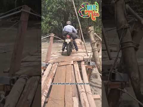 Cruzando Río Zarco, crecido en El Estor, Izabal 🇬🇹 temporada de lluvia time 💙🫂💪🏻🙌🏻