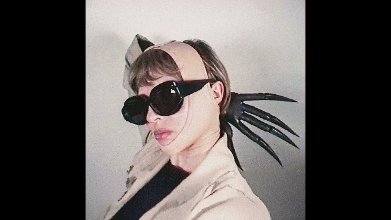 Pearly Drops - Pillow Face