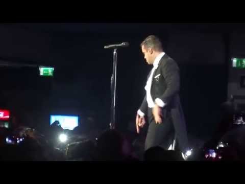 Robbie Williams live Wiener Stadthalle OPENER swing both ways