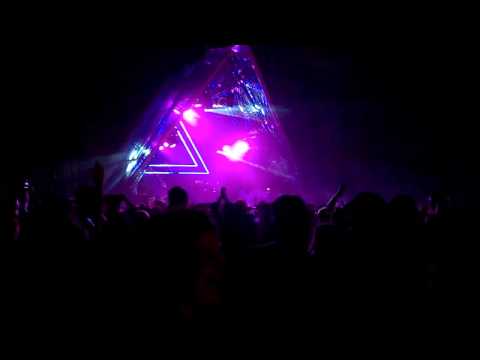 Kahn & Neek live at Outlook Festival 2015