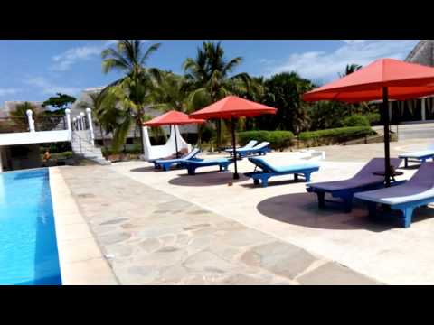 5  Video of the swimming pool for the Mambrui cottages