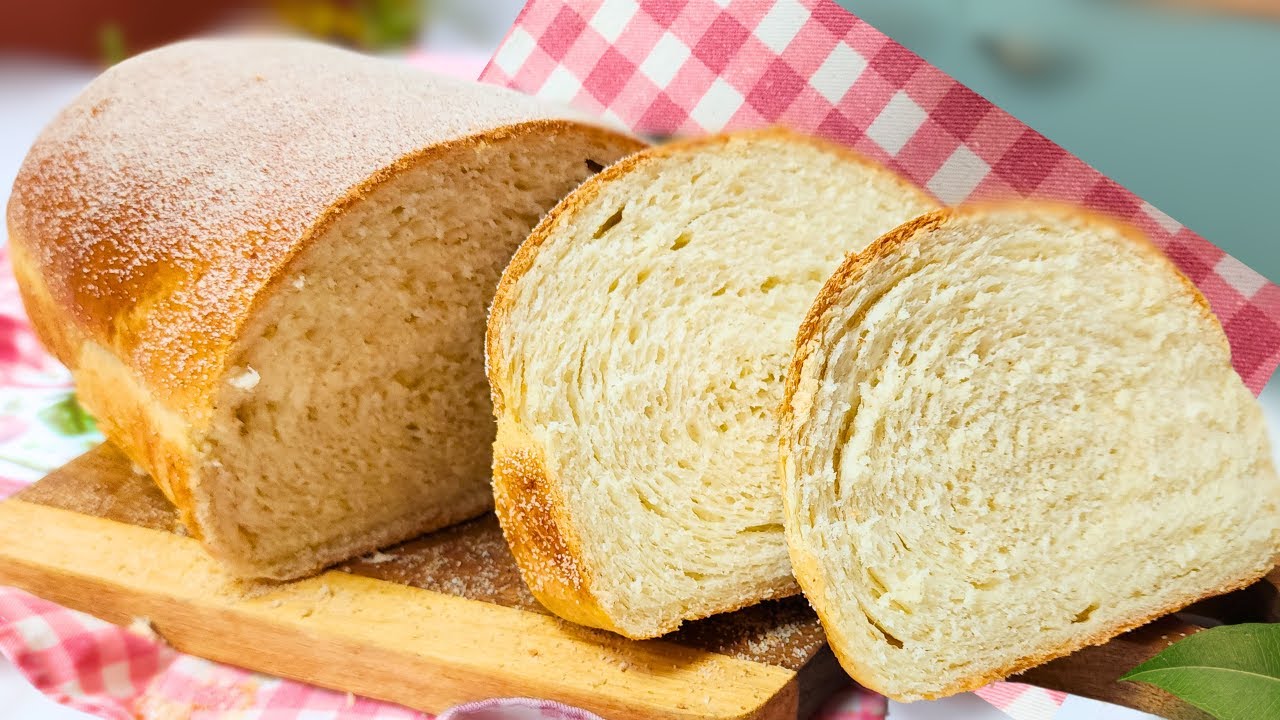 IT'S AMAZING HOW TASTY AND FLUFFY THIS BREAD IS! SUPER EASY RECIPE FOR HOMEMADE SEMOLINA BREAD