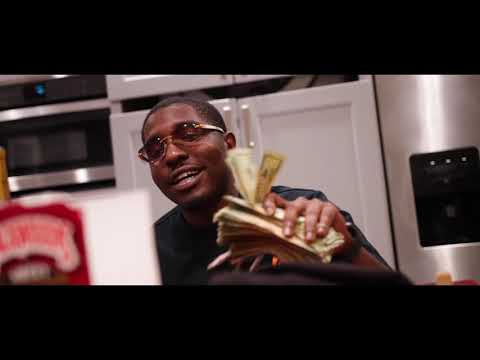 Fishiano - Cant Make Up This ft. Que P (OFFICIAL VIDEO)  Shot by @visualsbykyro Prod by @djmobbties